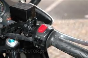 Questão IMT: O interruptor de paragem de emergência dos motociclos tem como função: