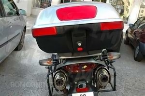 Questão IMT: Quando é preciso transportar mais peso num motociclo, a necessidade de regulação da pré-carga da mola é a mesma tanto na roda dianteira como na traseira?
