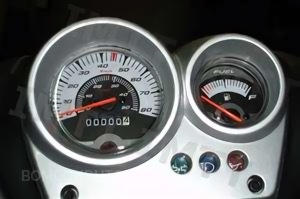 Questão IMT: Regra geral, quando o nível de óleo dos travões de um motociclo seja muito baixo pode significar que: