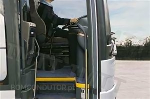 Questão IMT: Na condução de um autocarro, é correcto iniciar a abertura das portas momentos antes da imobilização do veículo?