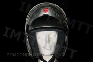 Questão IMT: Um capacete de protecção não perde com o tempo as suas características de resistência e absorção de impacto. Concorda com esta afirmação?